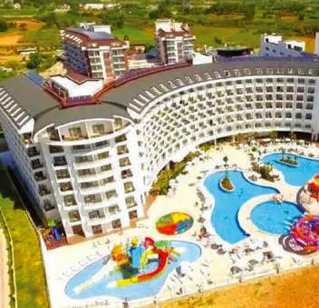 Calido Resort Hotel